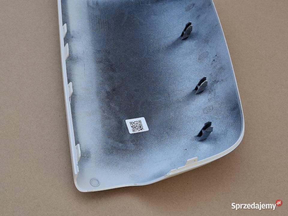 SCANIA R S POKRYWA OBUDOWA OSŁONA LUSTERKA PRAWA Bieleń sprzedam