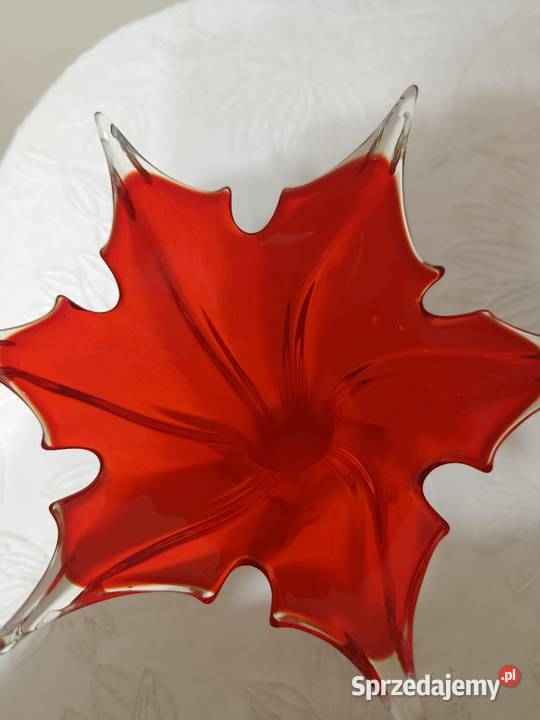 Czerwony uranowy wazon Murano mazowieckie