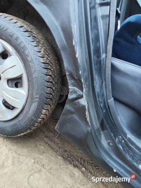 Hyundai i10 2008r uszkodzony rejestracja 2009r Borzęcin Duży sprzedam