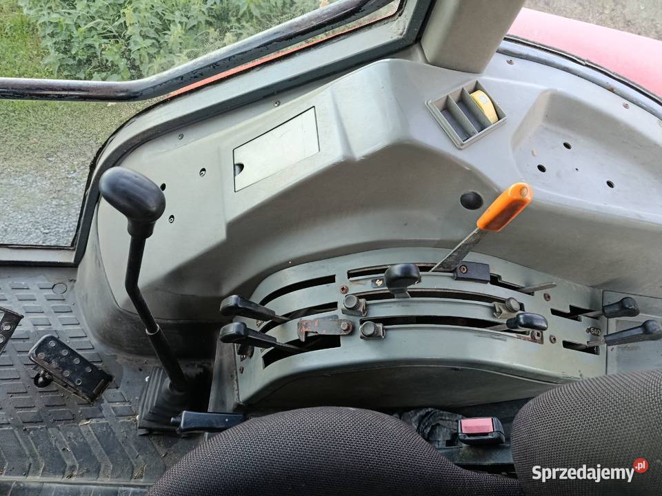 MASEEY FERGUSON 4225