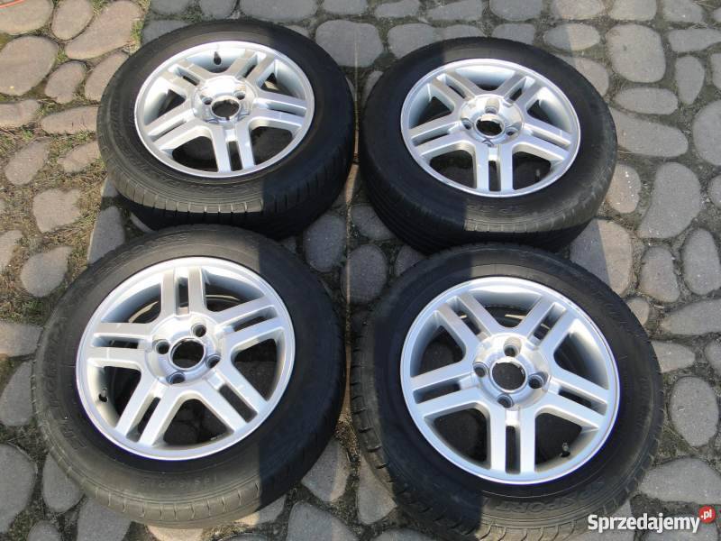 Ford Focus mk1 16 benzyna 1998r Zadbane Opony Rok produkcji 1998 Samochody osobowe małopolskie