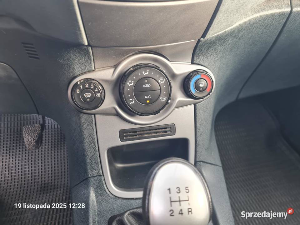 FORD FIESTA ładna 2010r Grajewo sprzedam