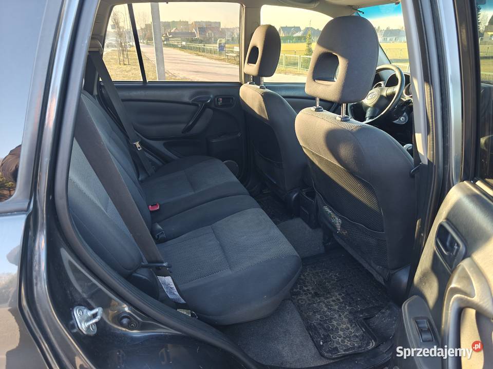 Sprzedam Toyotę RAV IV drugiej generacji