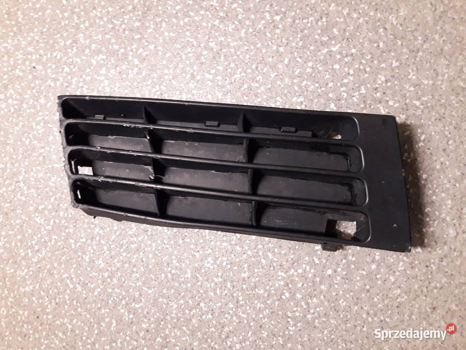 kratka zaślepka halogenu prawa audi a4 b5 lift