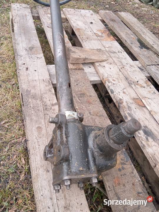 Ulad kierowniczy Stara Golfa wspomaganiem Żuka