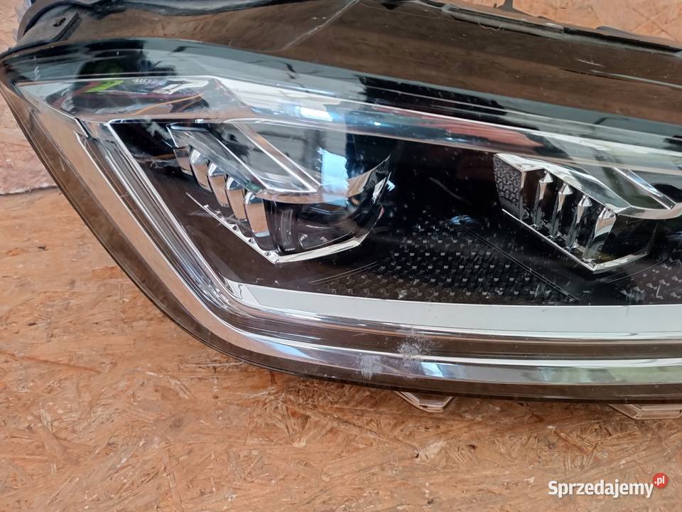 LAMPA REFLEKTOR PRAWY PRZÓD EU 5G2941752D VW
