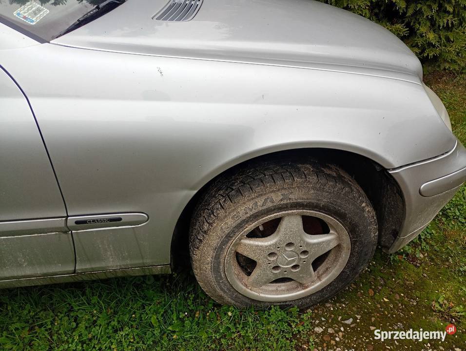 Mercedes W203 kompletny przód Rok produkcji 2001 świętokrzyskie