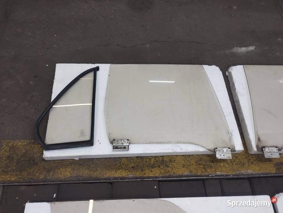 BMW e30 sedan brązowe szyby Zestawy naprawcze śląskie Częstochowa