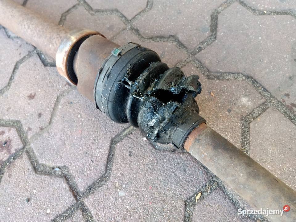 PÓŁOŚ PRAWA VOLVO C30 RDESI S40 V50 16 16V 100