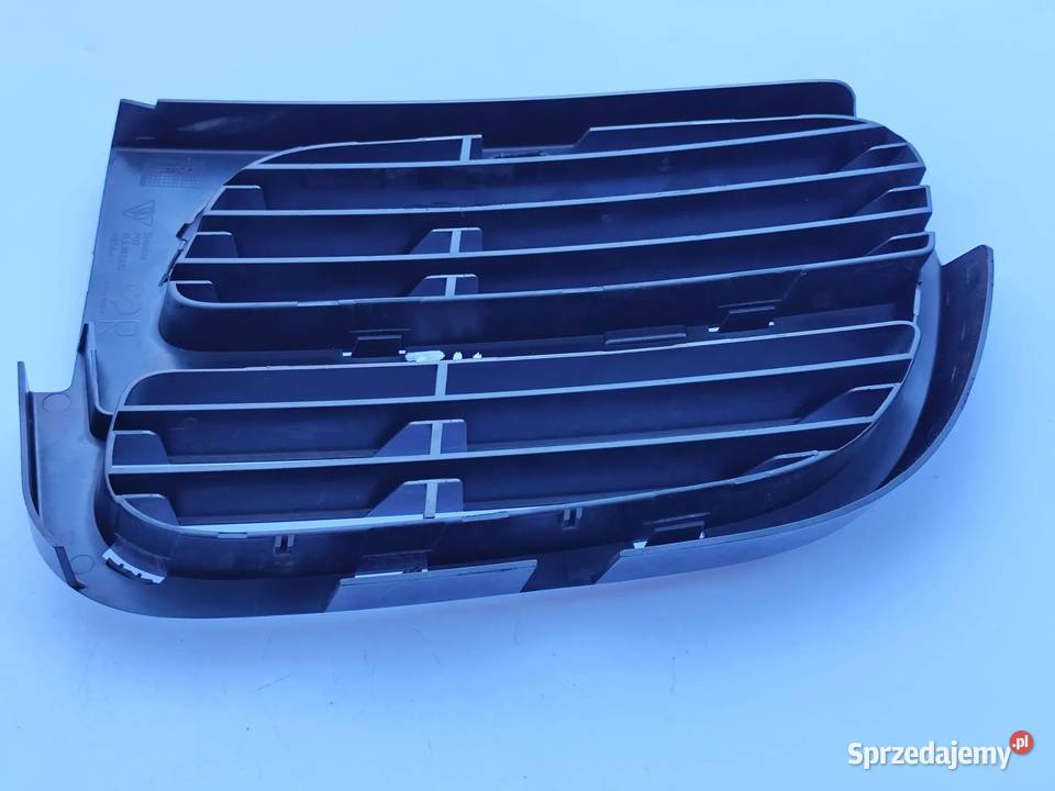 PORSHE CAYENNE KRATKA ATRAPA HALOGENU PRAWA Przemęt