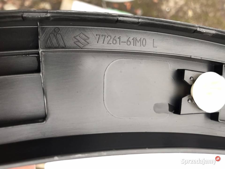 Suzuki SX4 SCROSS listwa błotnika lewy tył Jarosław