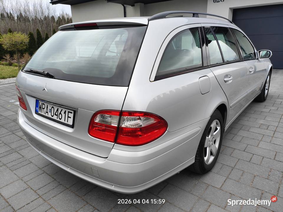 Mercedes E320 W211 S211 Radom