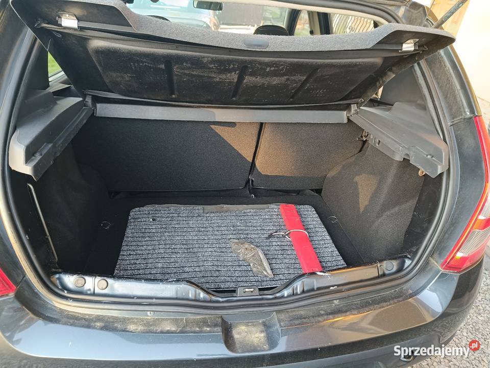 Dacia Sandero Stepway 16MPi 84 2011 z Niemiec 1600cm3 Dacia Przeworsk