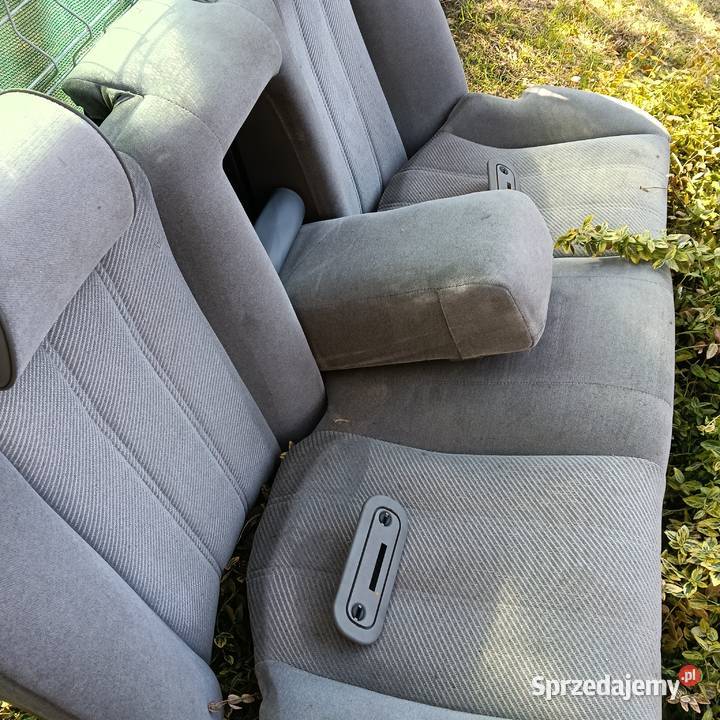 BMW e34TYLNA KANAPA Jasno szara pomorskie Jastrzębia Góra