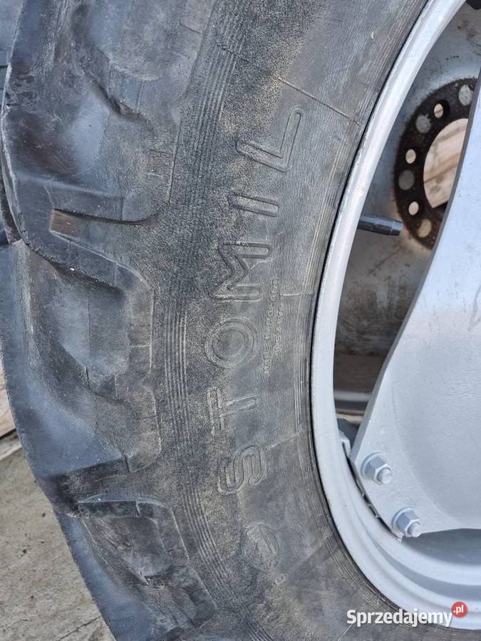 Opony 136 36 sprzedam ursus 4512 Wieluń