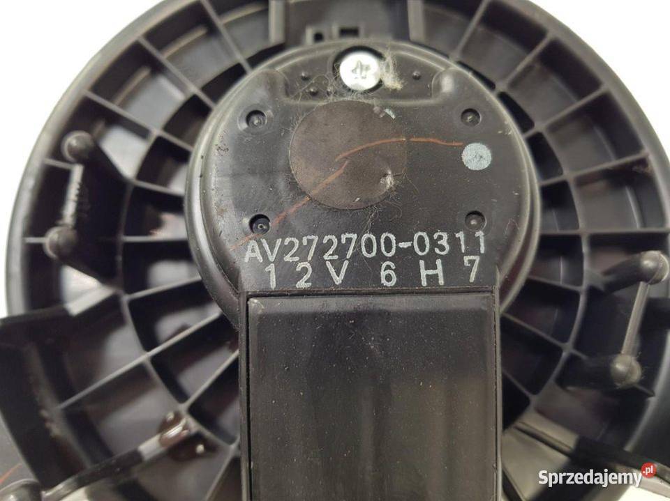 WENTYLATOR KABINOWY AV2727000311 TOYOTA YARIS II Pozostałe Lipno
