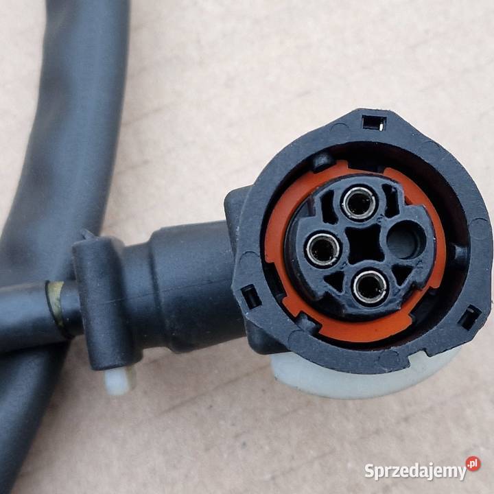 IVECO SIŁOWNIK SPRZĘGŁA KNORRBREMSE 0483005008 Bieleń