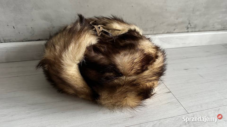 NOWA Czapka z futra tchórzofretki naturalne łódzkie Łódź