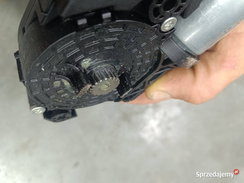 Silnik szyberdachu do Mercedes W205 Pozostałe Biłgoraj
