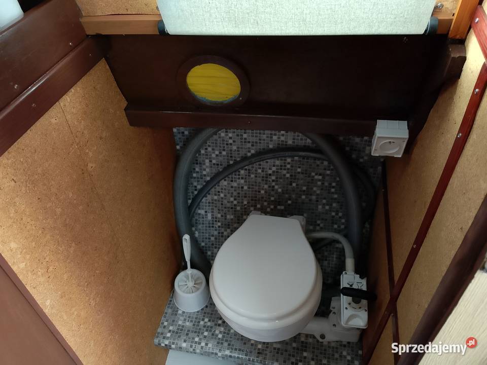 Łódź kabinowa houseboat z silnikiem Yamaha 8 Warszawa