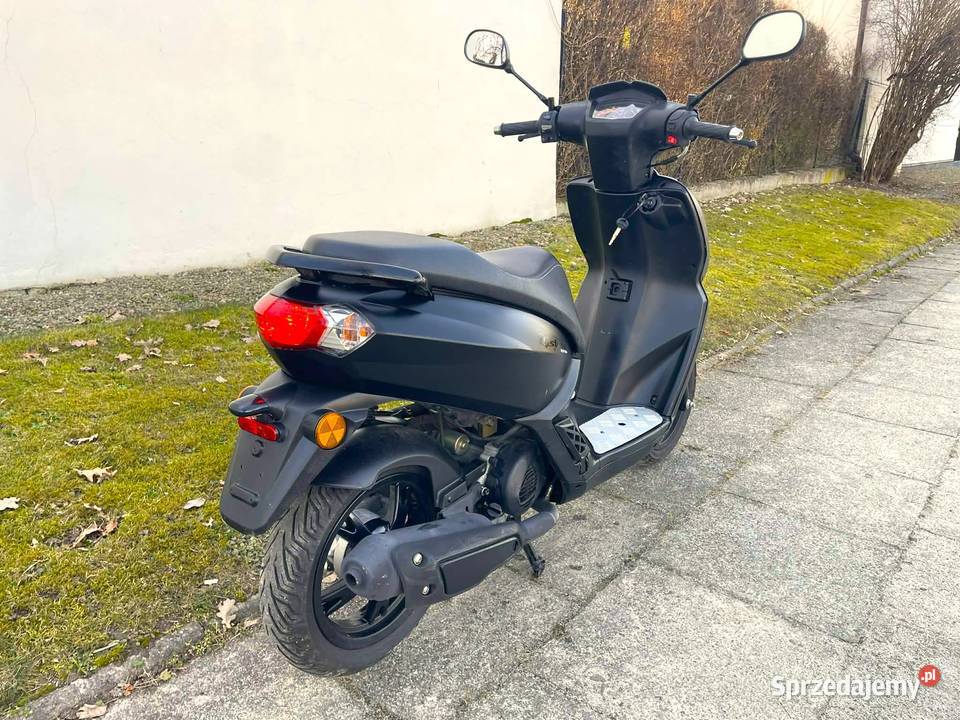 kuter 50 Peugeot Kisbee 2023 Niski Przebieg