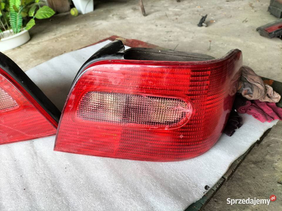 Xsara LAMPA TYŁ LEWA PRAWA Kamień-Kolonia