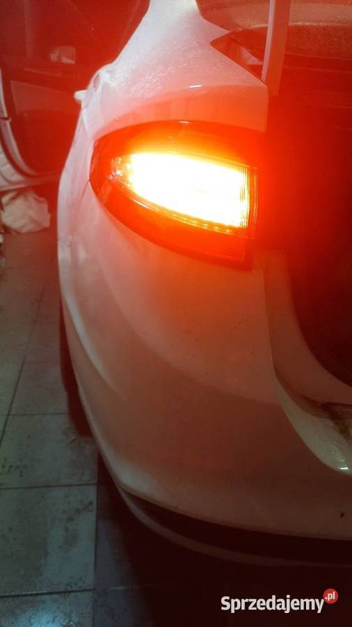 Lampy kpl tylne zewnetrzne Ford Fusion 20132017 osobowe Świdnik
