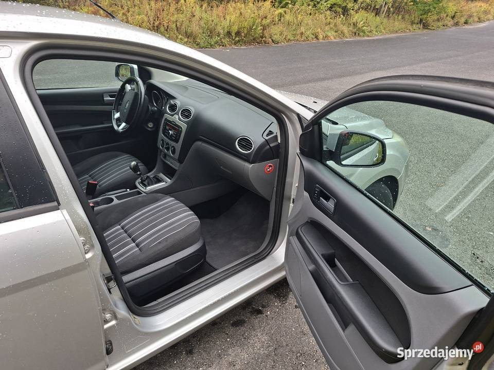 Ładny FORD FOCUS16GAZ 2008 LIFT klima elektryka sprzedam
