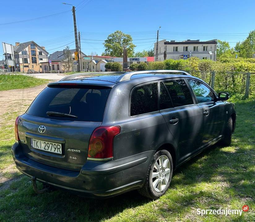 Toyota Avensis T25 SprzedamZamienię gniazdo USB Avensis sprzedam