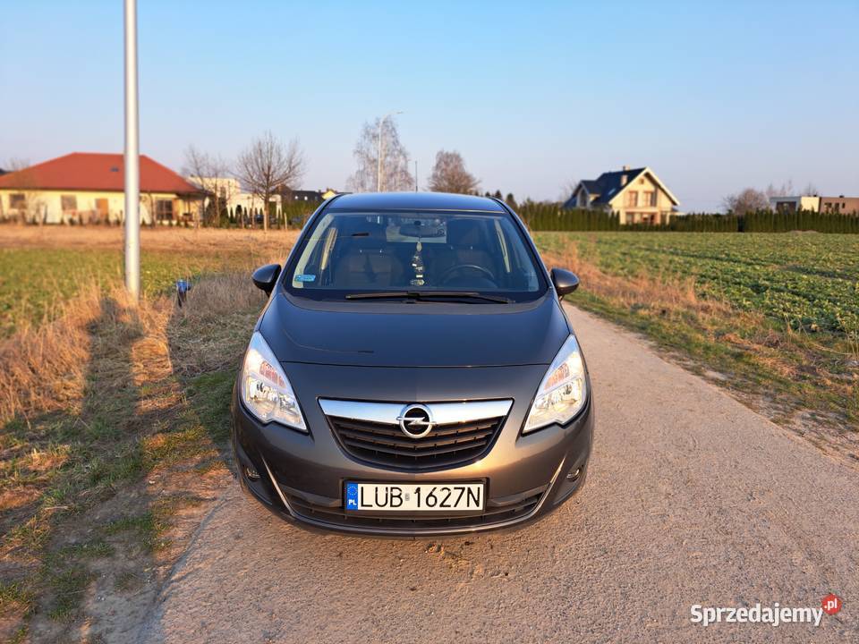 Opel Meriva 14 benzyna gaz światła przeciwmgielne sprzedam