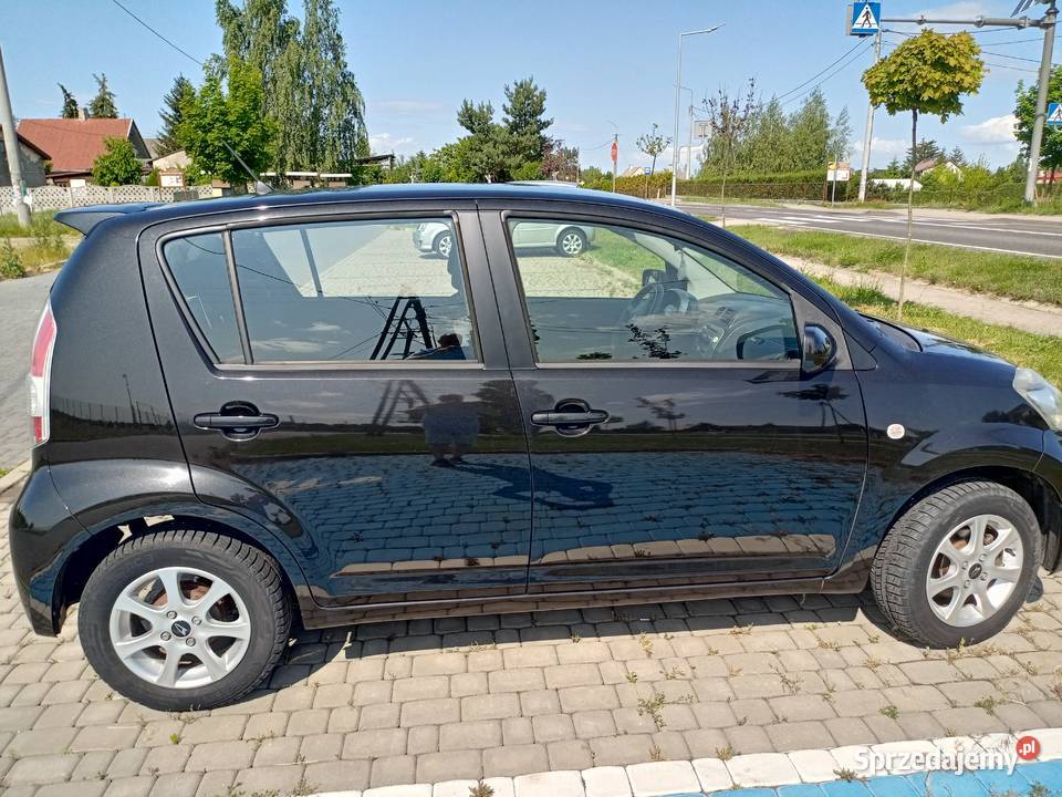 Daihatsu Sirion 10 benzyna 2008 manualna Włocławek