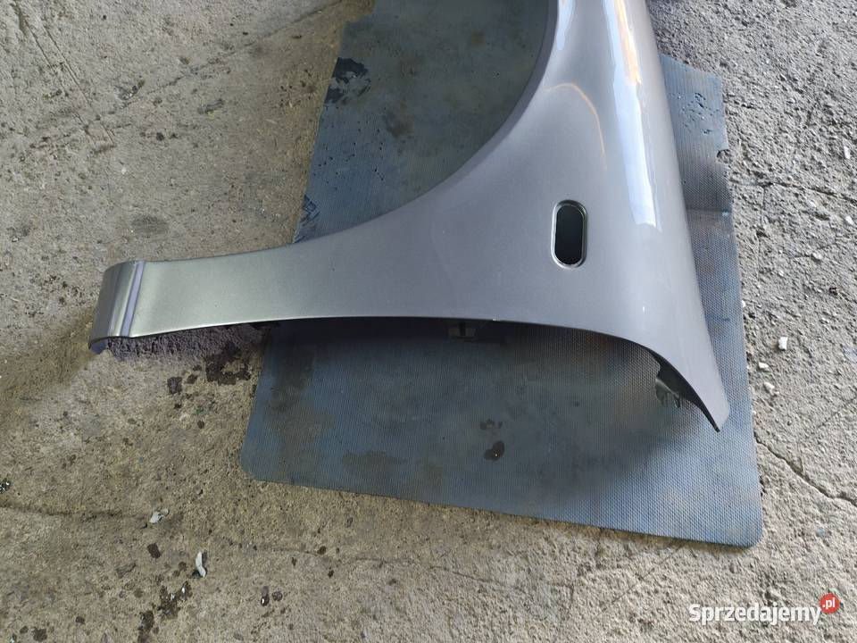 Błotnik lewy przód Leon 1M kolor LS7U