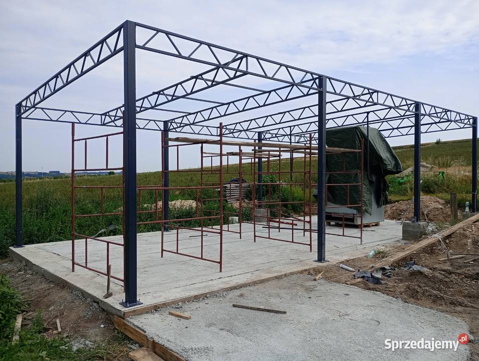 Wiatakonstrukcja stalowa garaż hala