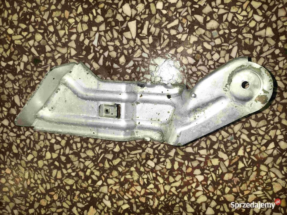 Wspornik nadkola przedniego prawego BMW E60 E61 Poręba