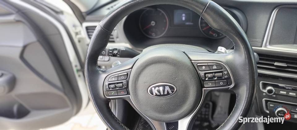Kia Optima SW 17 CRDi DCT 2017 sprzedaży 1699cm3
