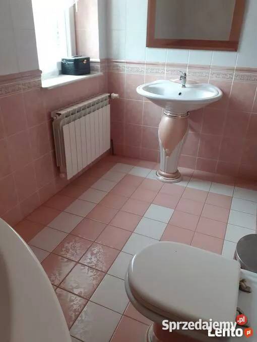 Sprzedam dom piekarnięgaraże sprzedam