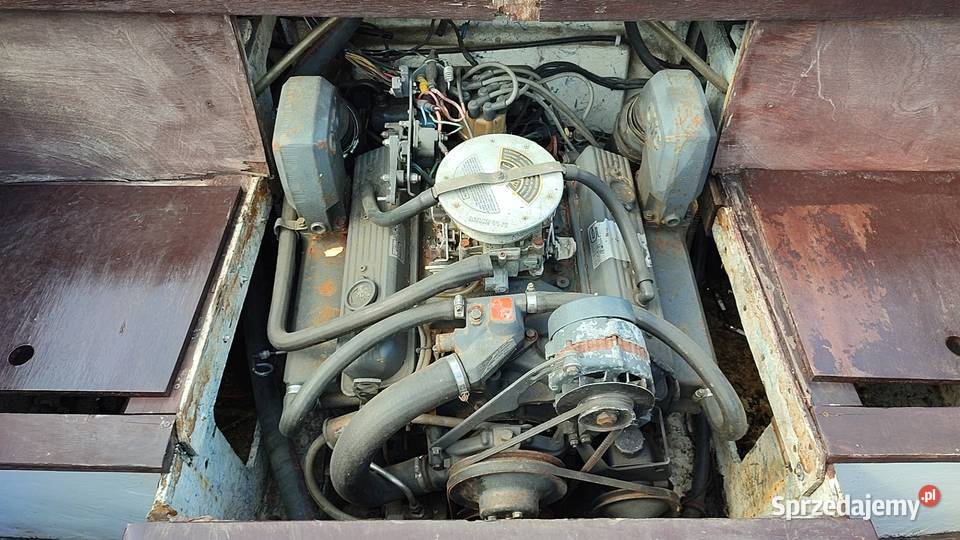 Motorówka ŁODZ BAYLINER 1950 KADŁUB Września