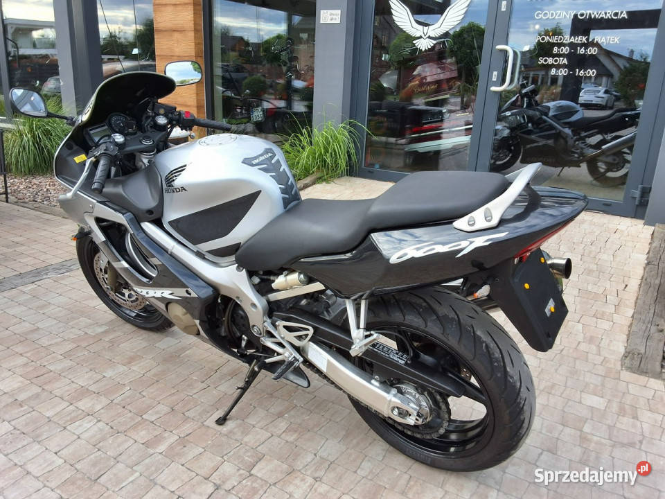 Honda CBR ŁADNA HONDA raty kup online Piękna CBR wielkopolskie Stare Miasto