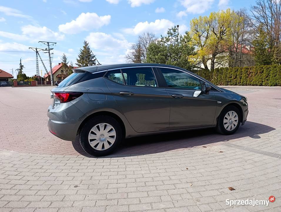 Sprzedam Opel Astra 14 benzyna 42000 przebiegu sprzedam