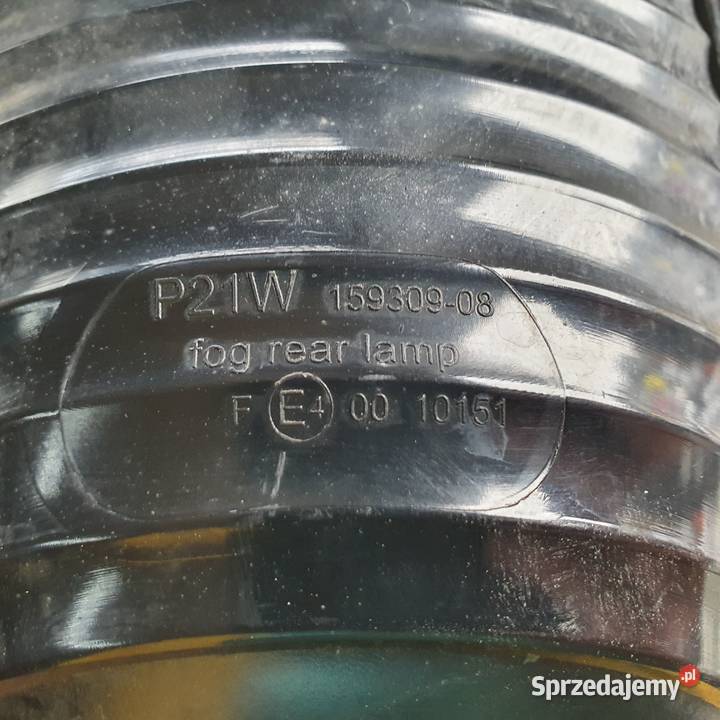 AUTOBUS LAMPA TYŁ HELLA CZERWONA ZWYKŁA Bieleń sprzedam