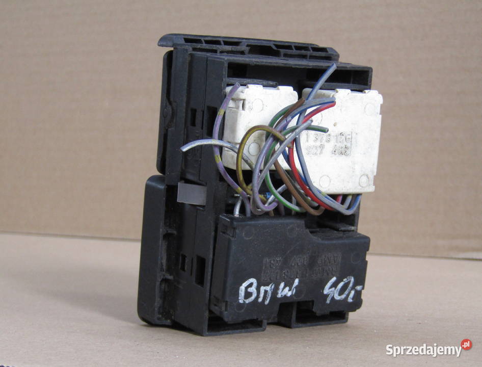 PANELPRZEŁĄCZNIK SZYB BMW 5 E34 1374491 Wyposażenie wnętrza Mysłaków