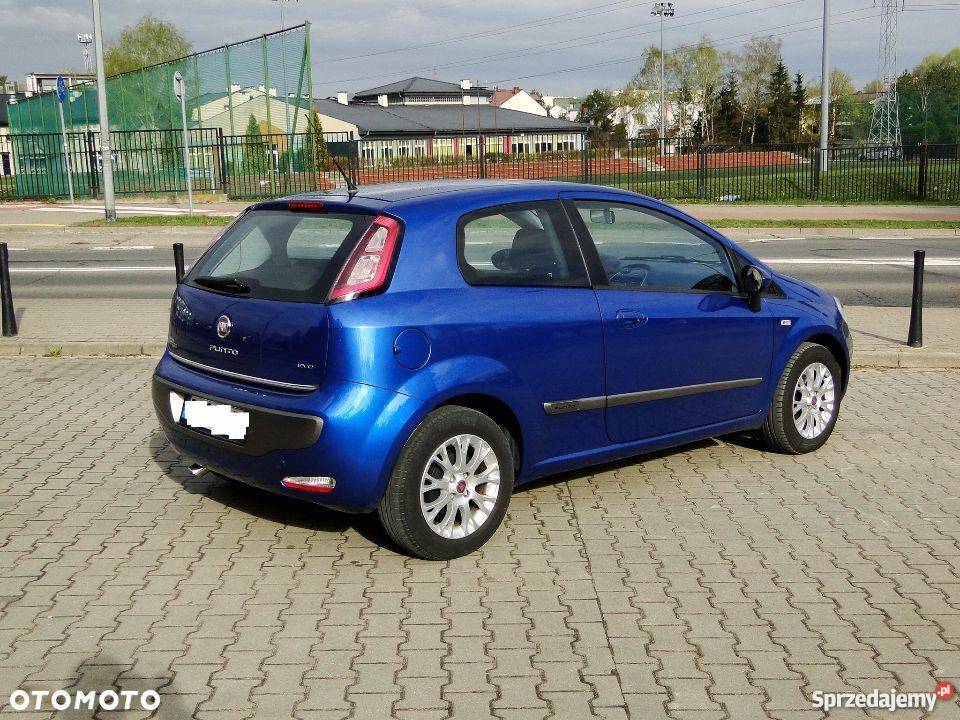 Czarujące Punto EVO 95 Sport Piękny Kolor Łódź