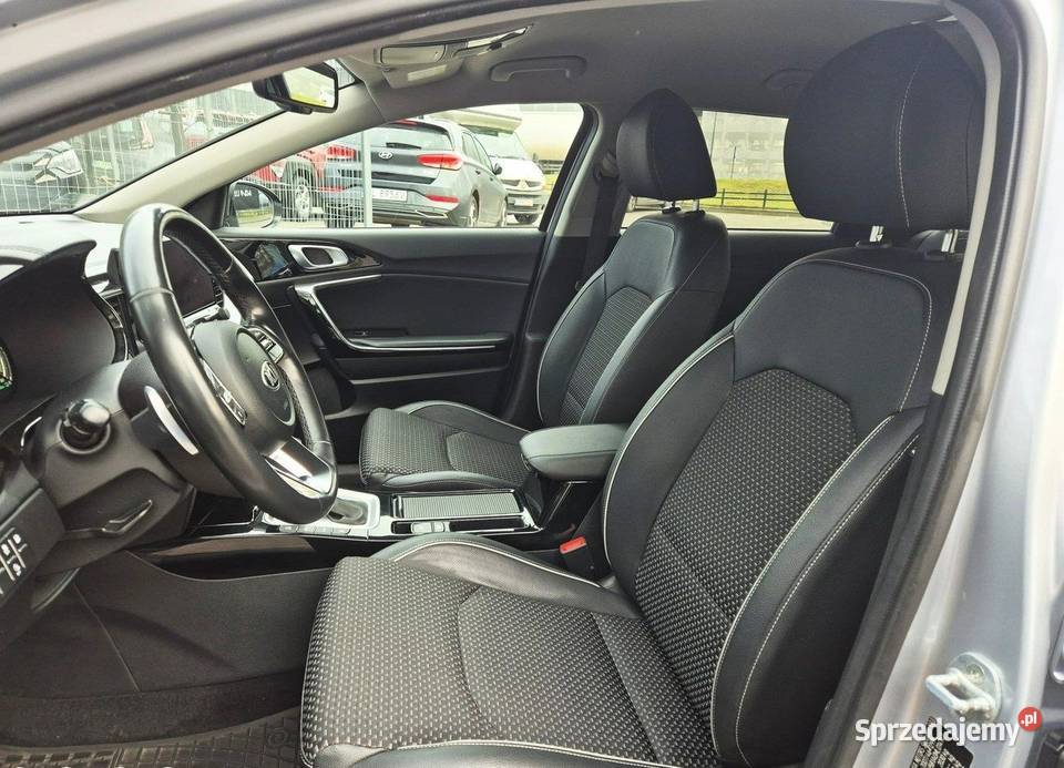 Kia Ceed III 16 LBL phev plugin krajowe Warszawa