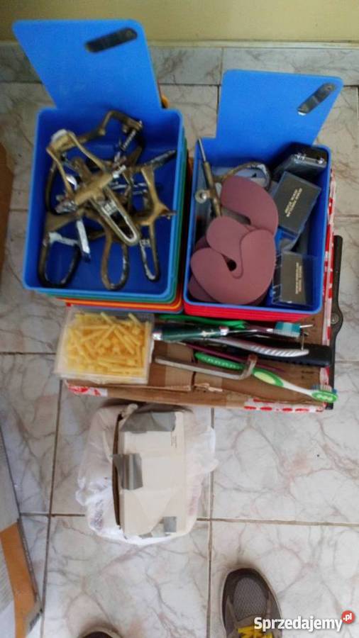 sprzedam wyposazenie pracowni protetycznej Tarnowiec