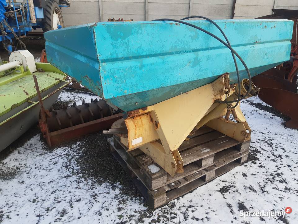 Rozsiewacz kuhn Nowe Skalmierzyce
