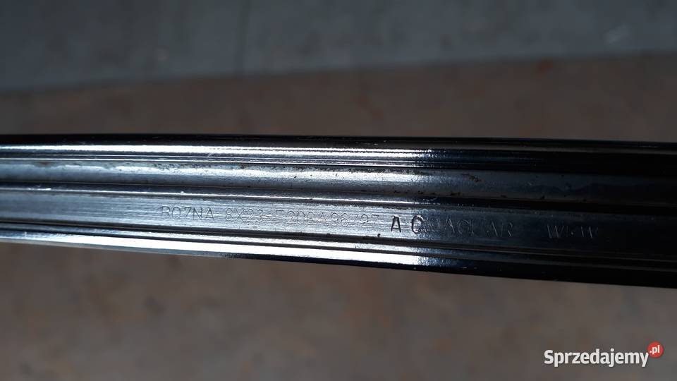 JAGUAR XF LISTWA CHROM LEWA RELINGU DACHOWEGO Zatom Stary