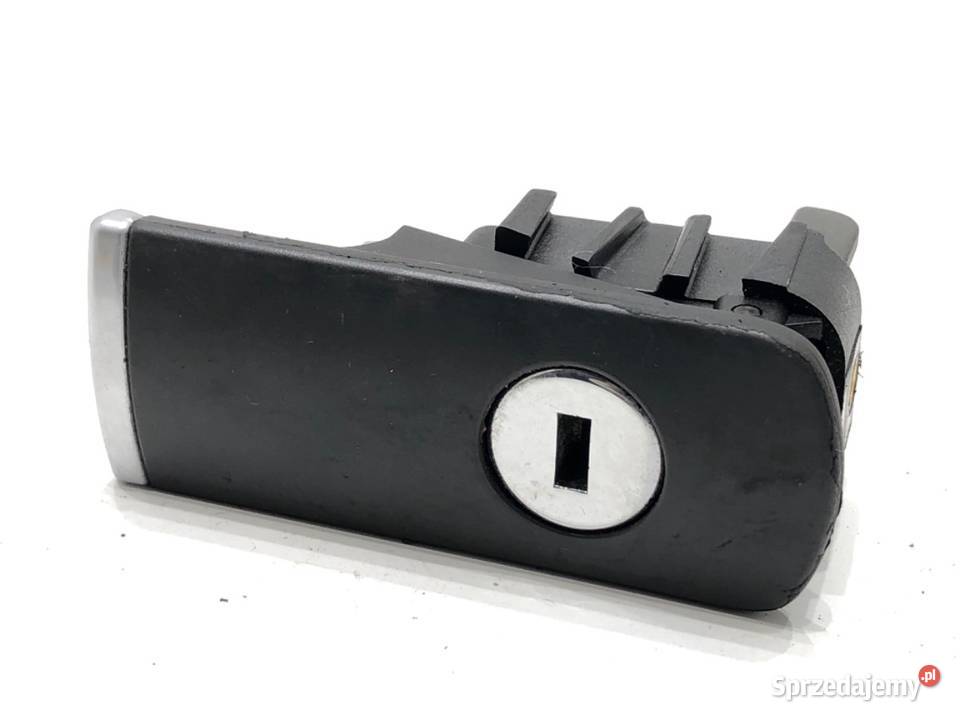 KLAMKA SCHOWKA PASAŻERA AUDI A4 B6 Kombi 0005 sprzedam