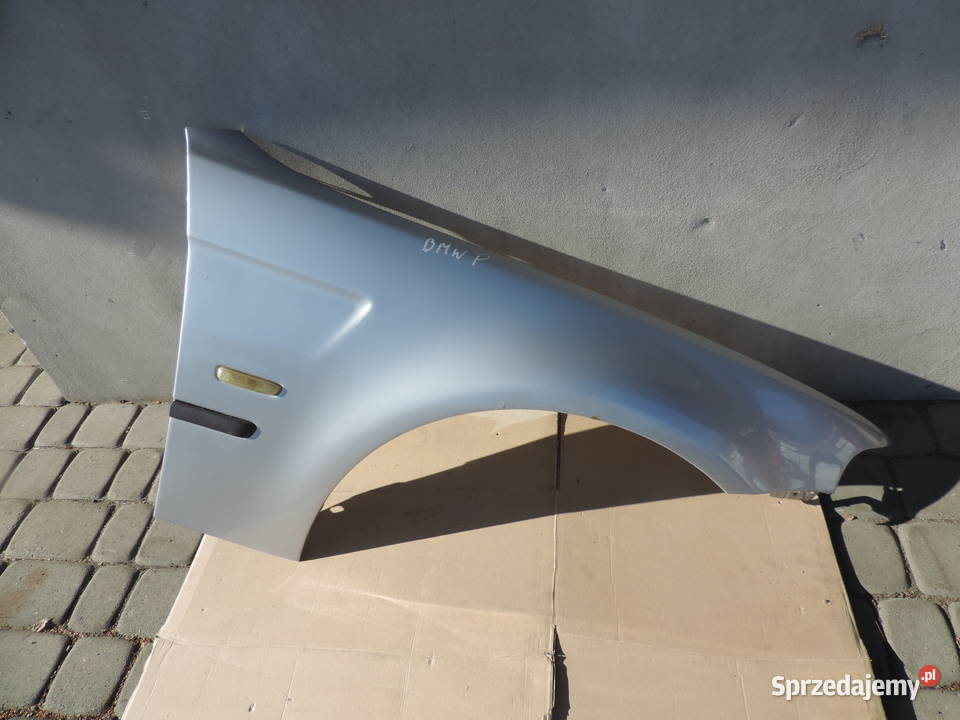 BŁOTNIK PRAWY PRZEDNI BMW E46 COMPAC TTITAN małopolskie Nowy Sącz