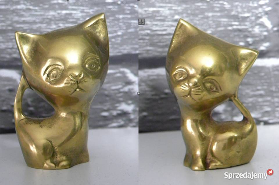 Dwa mosiężne kotki mosiężne figurki koty z Legnica
