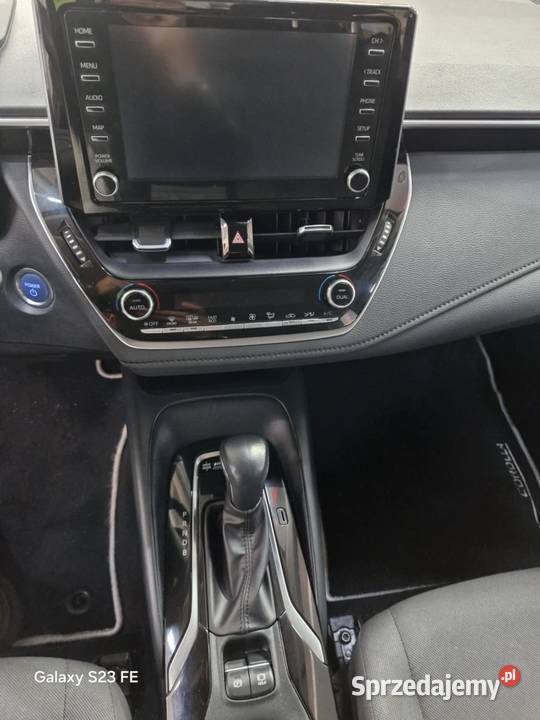 Toyota Corolla 18 Hybrid Comfort VAT 23 wielofunkcyjna kierownica